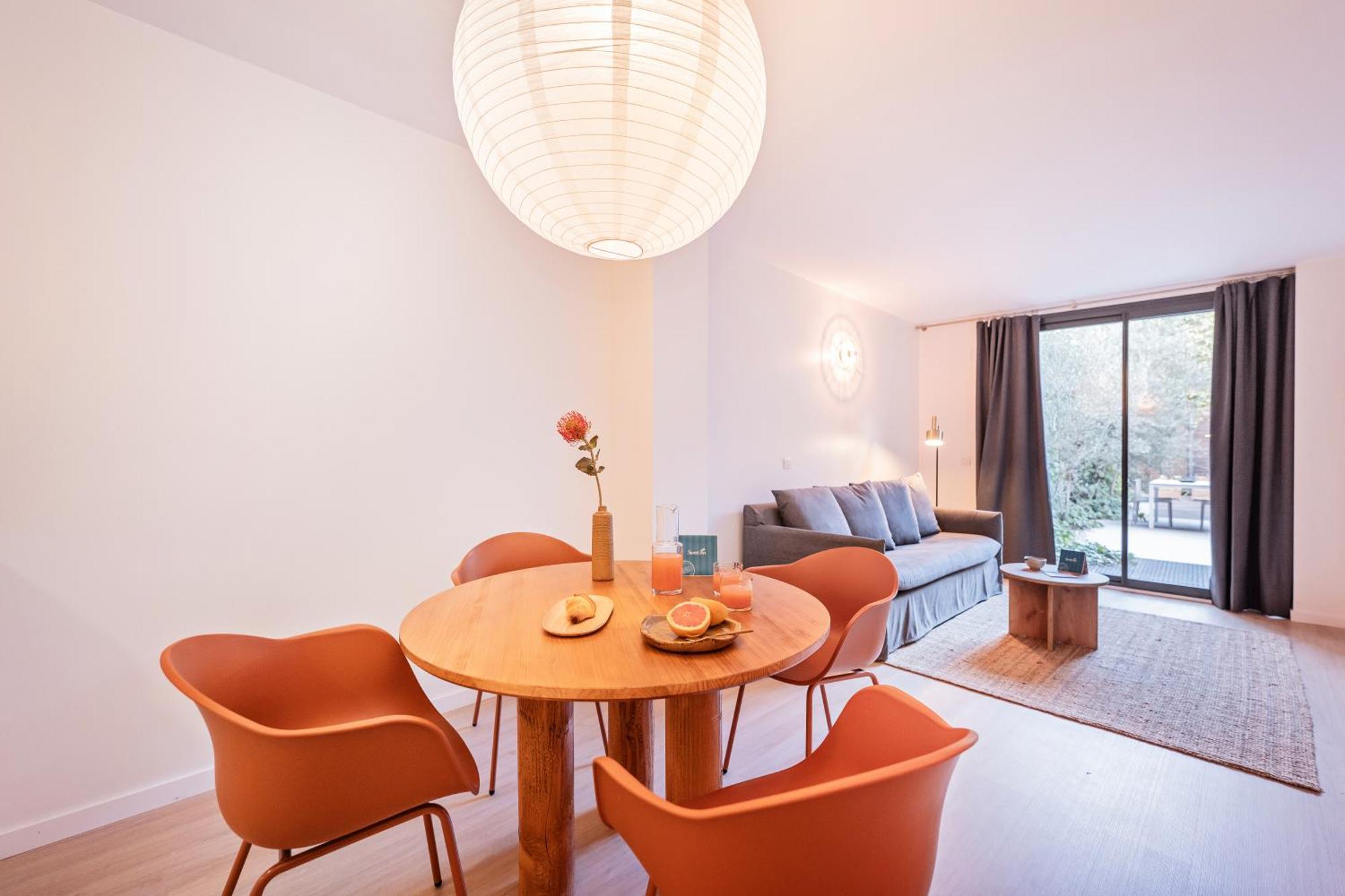 Sweett - Carrer Girona Apartment