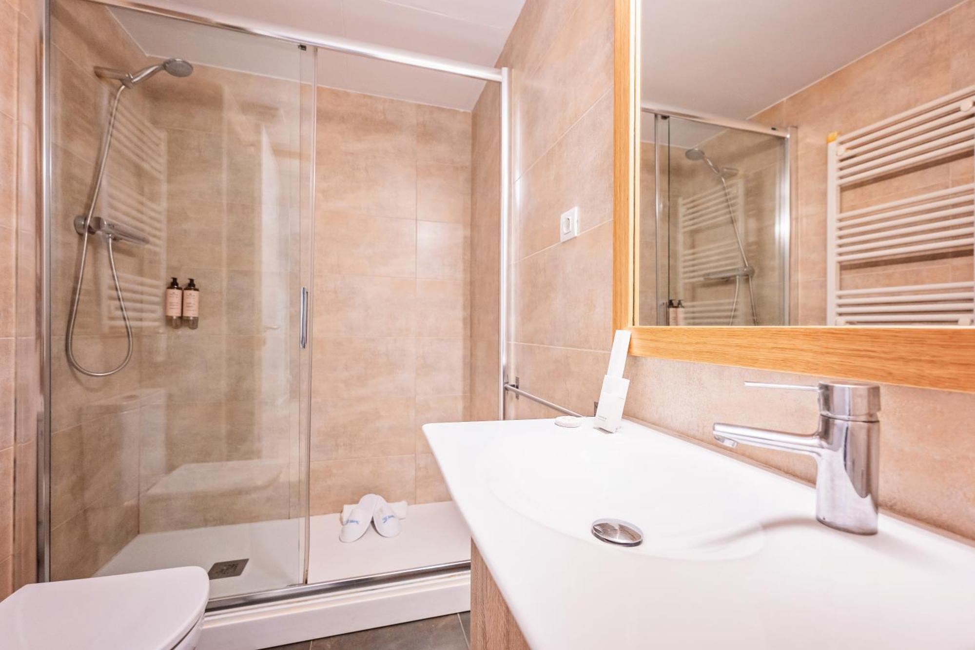 Sweett - Carrer Girona Apartament